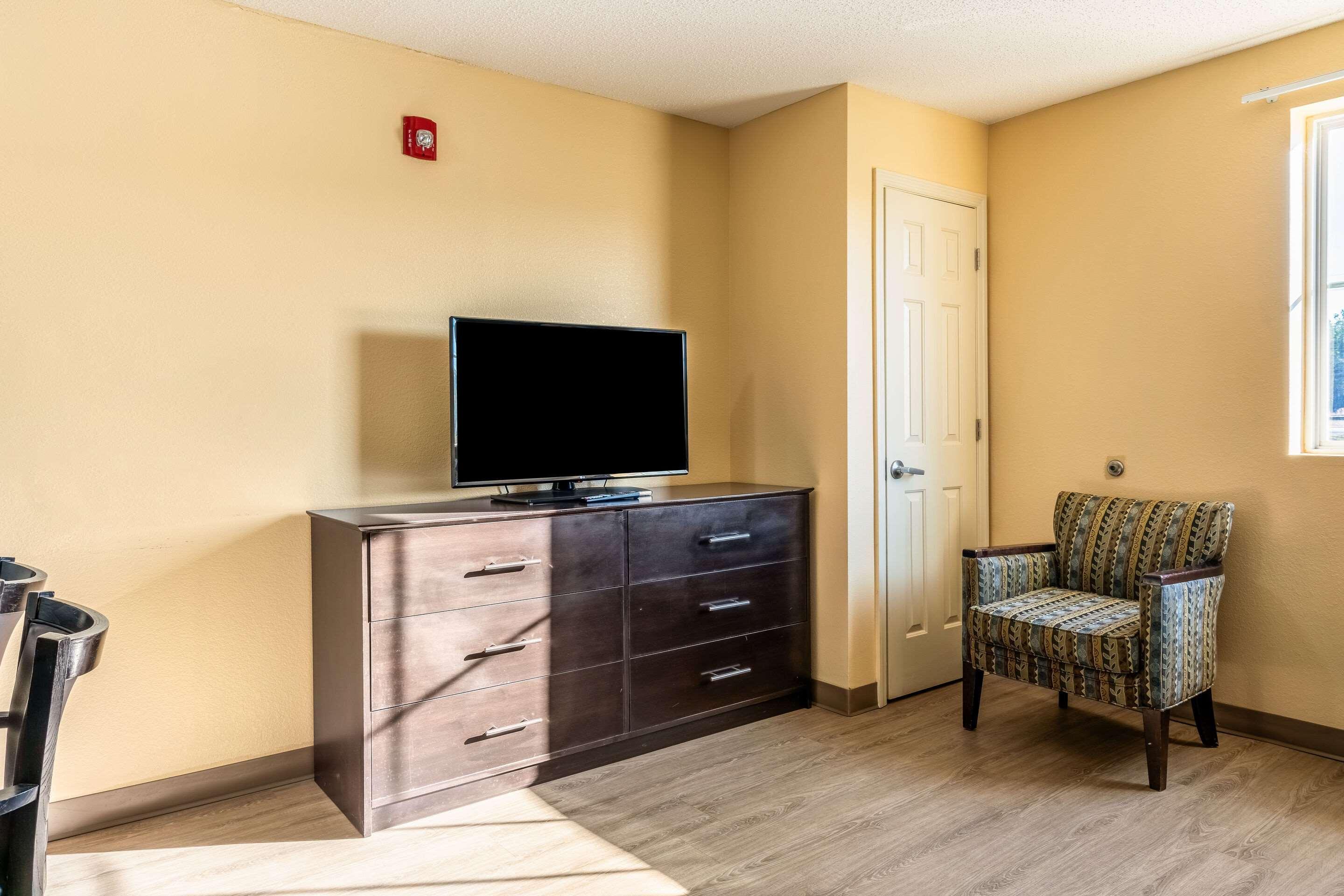 Suburban Studios Near Camp Lejeune Jacksonville Extérieur photo